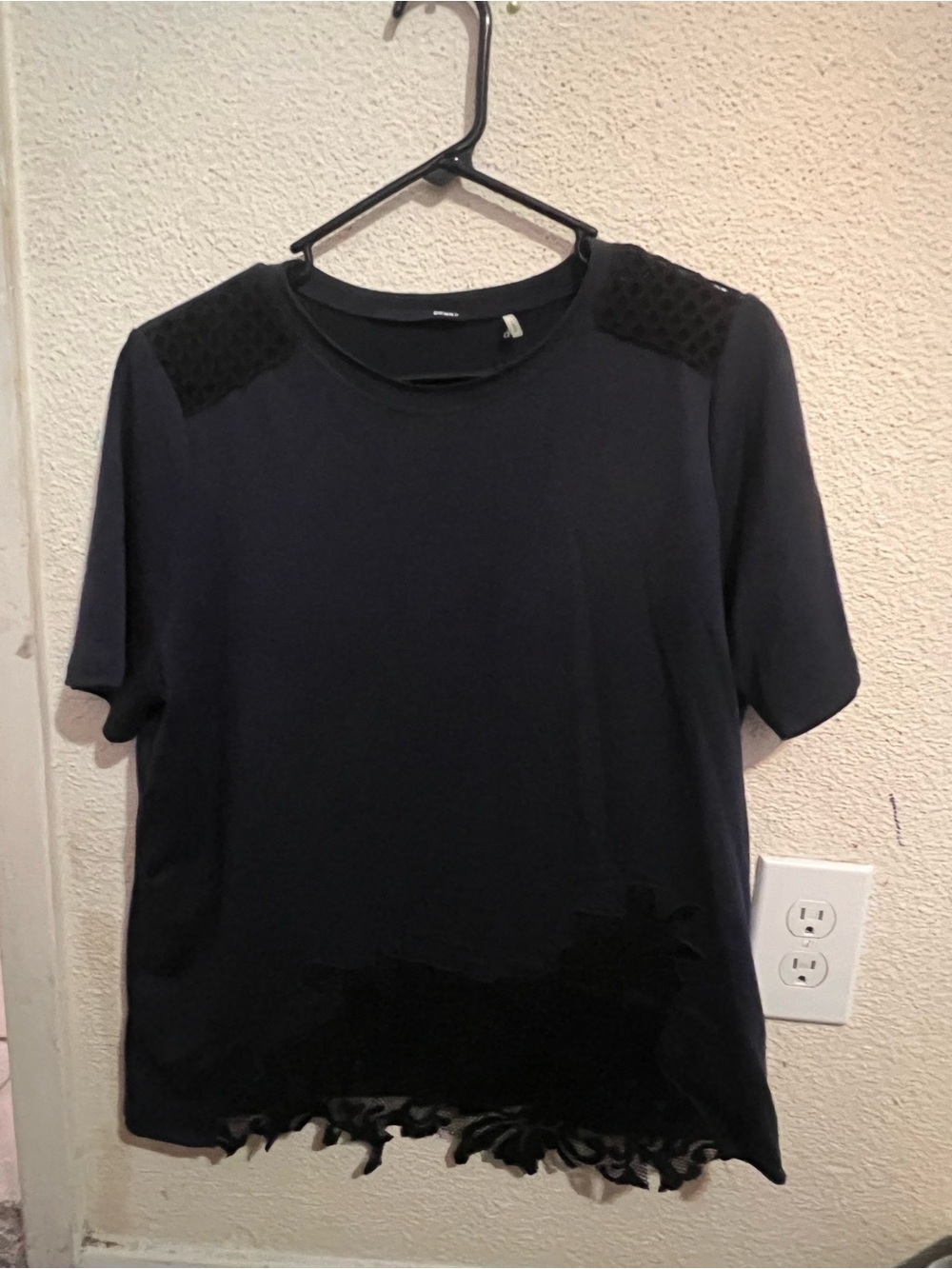 Elie Tahari Black Short-Sleeve Blouse with Lace Hem and Quilted Shoulders